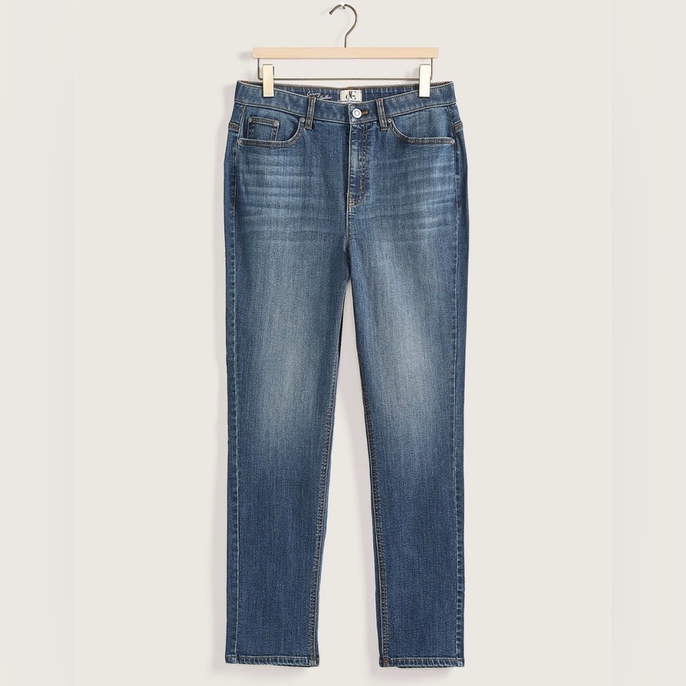 DC Curvy Fit Straight Leg Jean-Blue NWT-Sz 26 😍 - Picture 10 of 16